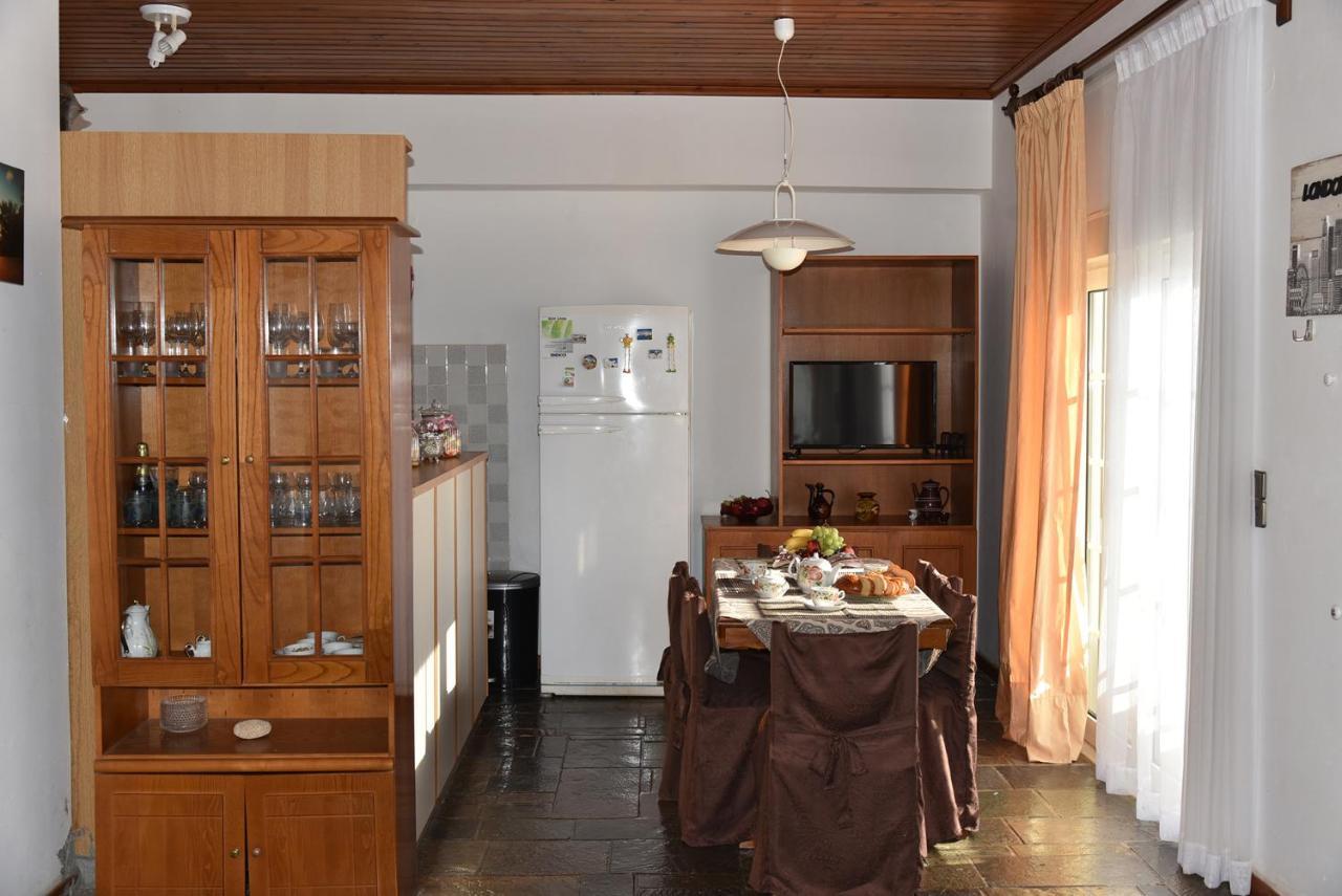 Irene'S Beach Front House Vromopousi Ngoại thất bức ảnh